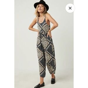 New NWT Hayden Bandana Navy Beige Jumpsuit Large Boho Western Cropped Beach